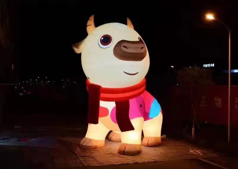 夜光牛活动气模